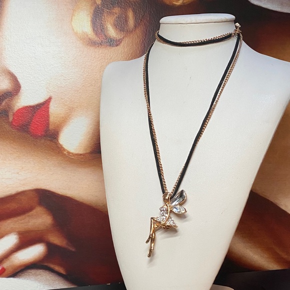 Jewelry - 🍇Gold Fairy Pendant Necklace With Crystal Wings